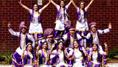 Bhangra dance group in Delhi