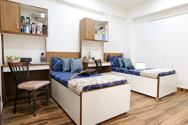 Ac Pg for Boys near Amity University Noida